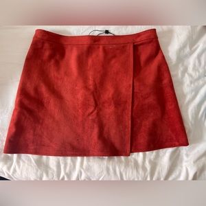 BCBG MAXAZRIA skirt mini suede
